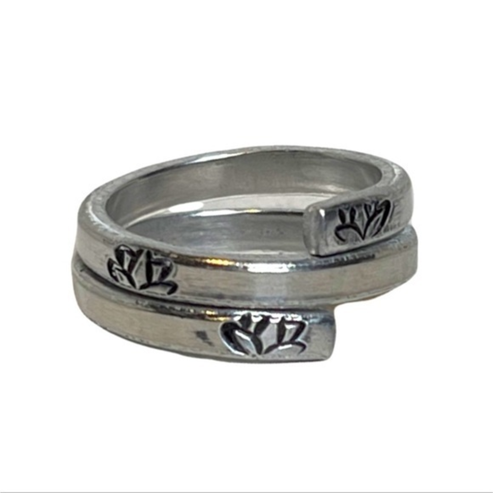 Handmade 8/9 silver‎ stamped lotus flower adjustable hypoallergenic wrap ring